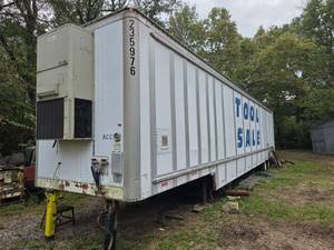 lot 543 image: Wabasha National Refrigerated Cargo Trailer w Marvair CompPac Unit  Contents Included