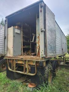 lot 4236 image: Enclosed Trailers  Mobile Storage Units
