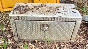 lot 13412 image: Aluminum Diamond Plate Tool Storage Box