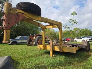 lot 5438 image: 18-foot Gooseneck Trailer