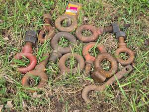 lot 20704 image: Lot of Rusty Eye Bolts & Lifting Hardware