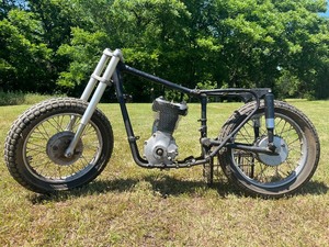 lot M105 image: Matchless Typhoon Engine, Frame, Running Gear  Bike 5 with G80CS5237 Engine #