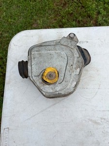 lot M165 image: Matchless Air Box