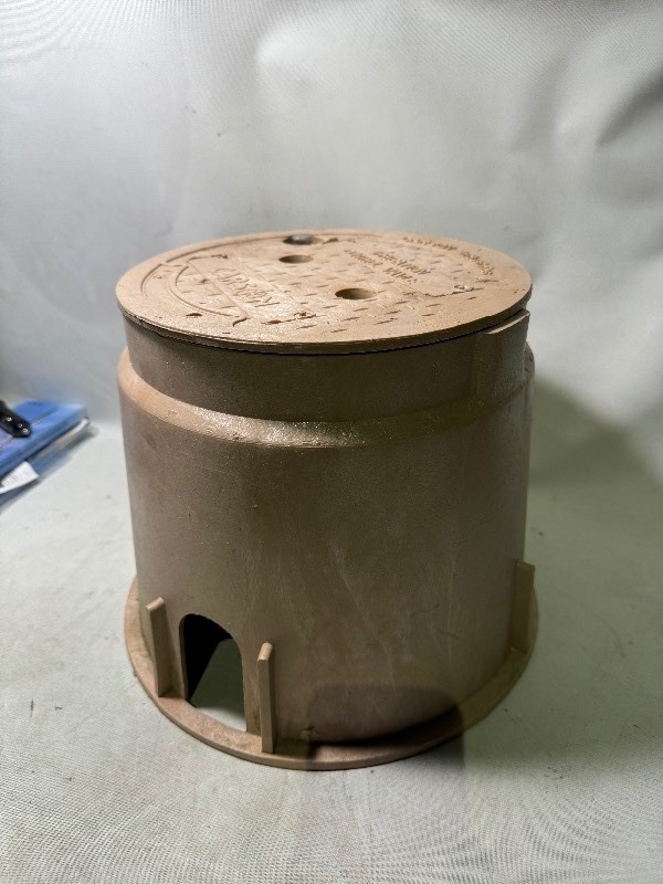 lot 176 image: Never Been Used Carson Irrigations 13 Wide Based Control Valve Cover