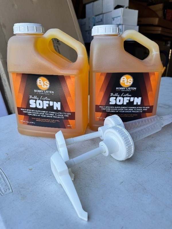 lot 123 image: 2 New Gallon Jugs of Sullivan Supply Daily Supplement Sofn by Bobby Listen (For Sheep, Goats, Swine, and Cattle)