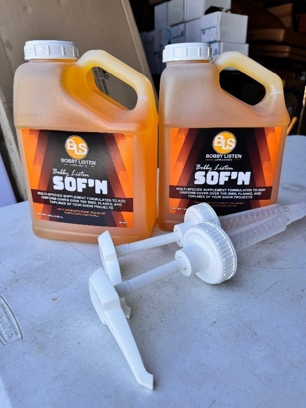 lot 125 image: 2 New Gallon Jugs of Sullivan Supply Daily Supplement Sofn by Bobby Listen (For Sheep, Goats, Swine, and Cattle)