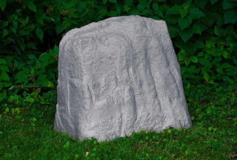 lot 24 image: New EMSCO 25x22x17 Granite Large Resin Landscape Rock, Grey