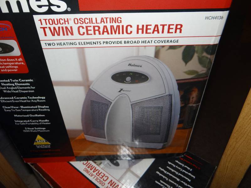 Holmes 1 Touch oscillating twin ceramic heater. | Park City Moving Auction!  Furniture/ Household! | Equip-Bid