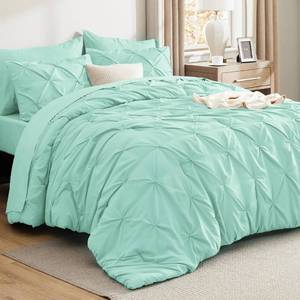 lot 49919 image: Bedsure Twin Comforter Set Mint Green - Bed in a Bag Twin Size 5 Pieces, GentleSoft Pintuck Bed Set Gift for Family, Pinch Pleat Mint Green Comforter with Sheets, Pillowcase &amp Sham