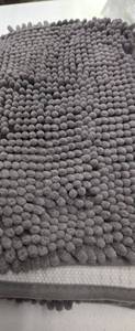 lot 18238 image: Muddy Mat Microfiber Chenille Bath Mat - Gray