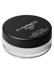 lot 18301 image: Mac Studio Fix Pro Set  Blur Weightless Loose Powder Translucent