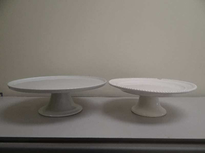 lot 6370 image: Lot of 2 White Dessert Display Platters