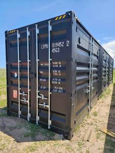 lot 7736 image: 40ft Shipping Container LYPU 019452 45G3