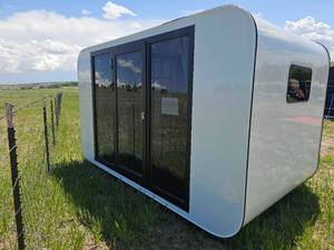 lot 7739 image: Unused&nbsp4m Pod House Type-B L3.93mW2.24mH2.36m