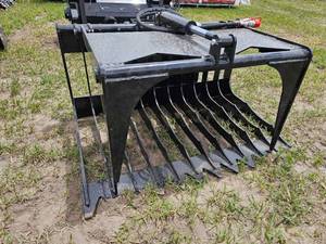 lot 7832 image: Unused&nbspCaptok CK-HWG44C Mini Skid Steer Hollow Wood Grabber Attachment