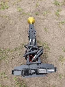 lot 7838 image: Unused&nbspCaptok CK-D45 Pile Hammer Hydraulic Attachment For Mini Skid Steer