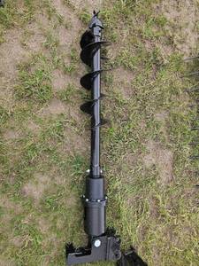 lot 7844 image: Unused&nbspHeavy Duty 8 Hydraulic Auger Attachment