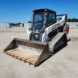 lot 51 image: 2020 Bobcat T76 R-Series Compact Track Loader  B4CE12382  3159 Hours&nbsp