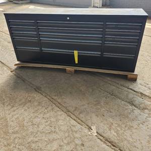 lot 581 image: 72 Toolchest  Black powder coated  Damaged see photo