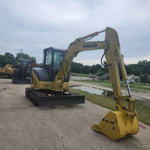 lot 29 image: 2015 Komatsu PC55MR-3 Compact Mini Excavator  Approx. 2,000 Hours  Steel Tracks