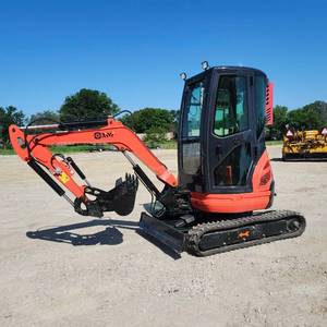 lot 16 image: XV20Compact Mini Excavator  Kubota D902 Engine&nbsp