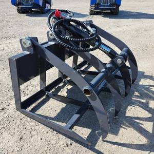 lot 302 image: Hydraulic Mini Skid Steer Grapple Attachment&nbsp