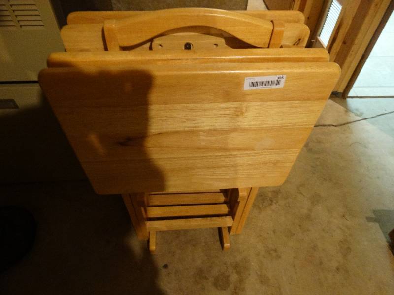 lot 385 image: Set of 4 wood tv trays w stand