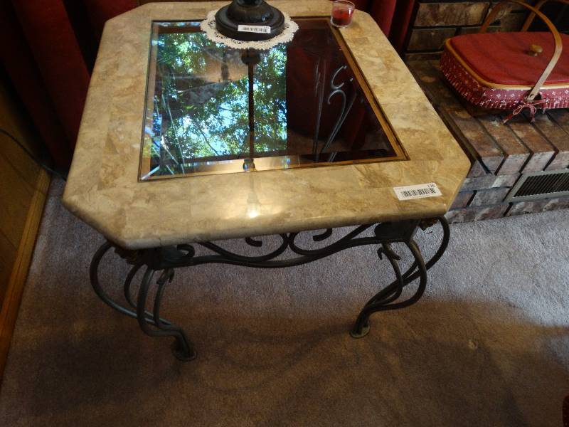 lot 176 image: Faux marble end table w glass top
