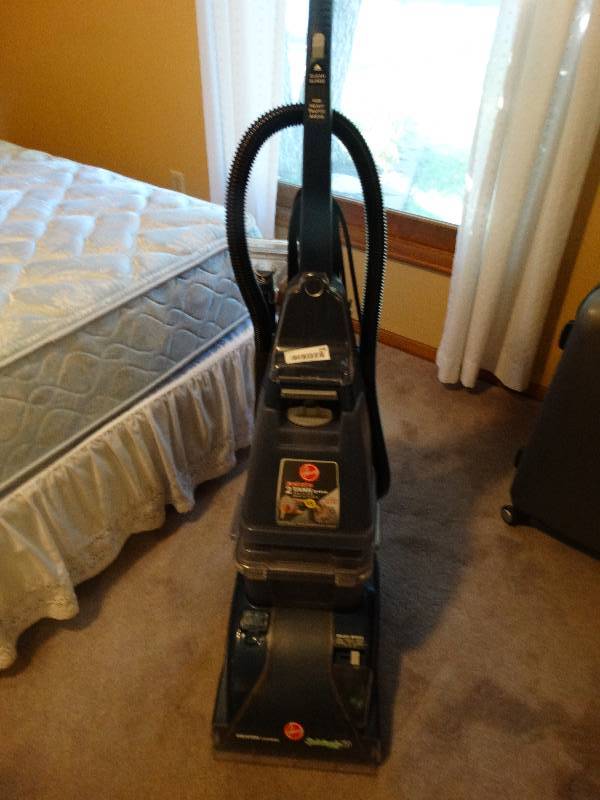 lot 258 image: Hoover spinScrub 50 carpet cleaner