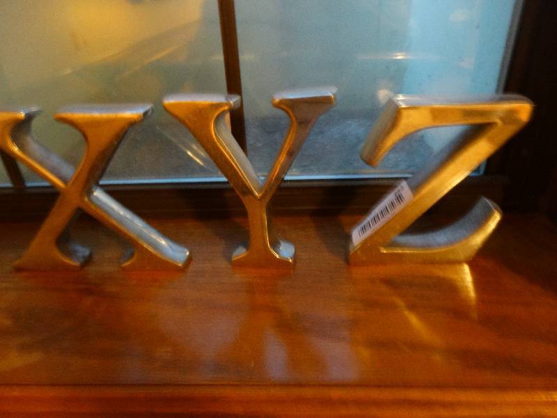 lot 292 image: Metal XYZ
