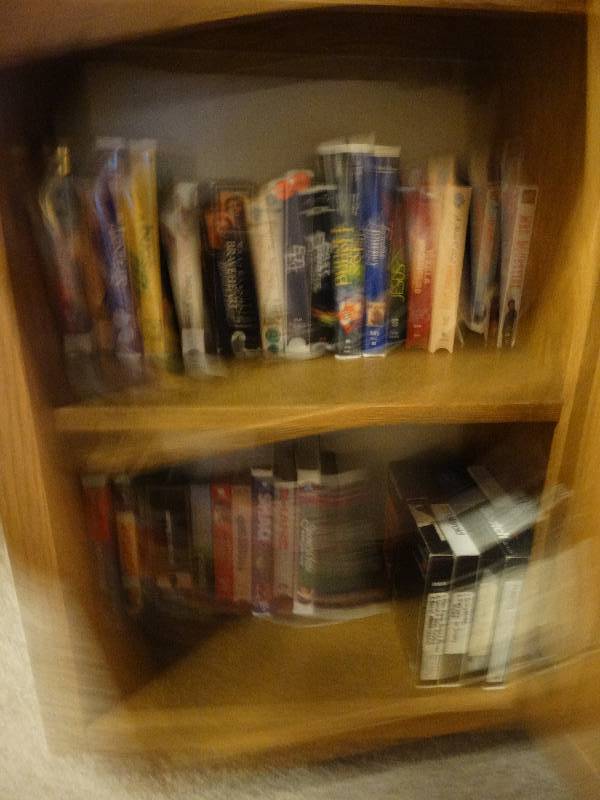 lot 312 image: Lot of various VHS movies- Disney