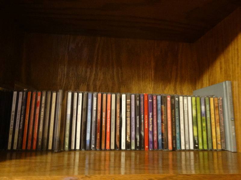 lot 315 image: Lot of various CDs & DVDs
