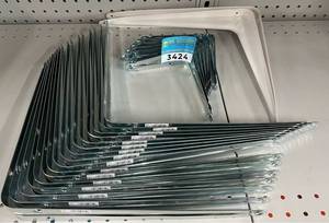 lot 3424 image: Unused Assortment of Metal Shelf Brackets