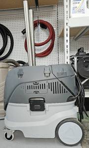 lot 3509 image: Nilfisk VHS 40 L30 PC HEPA Industrial Vacuum 120V - The VHS 40 is durable, contractor grade HEPA certified vacuum that exceeds the EPA RRP standard for HEPA vacuums