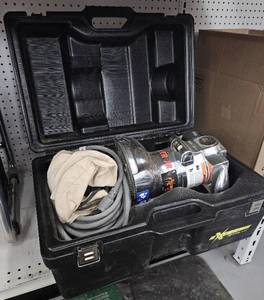 lot 3511 image: American Sanders Super 7R Floor Sander Model 07125A  $3222.00 - The Super 7R is the most efficient wood floor edger in the industry