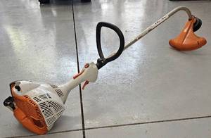 lot 3337 image: STIHL FS40 C-E Z Brushcutter