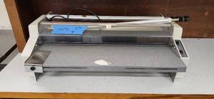 lot 3072 image: Professional Roll Laminator Machine