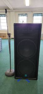 lot 3171 image: Professional PA Speaker with Stand