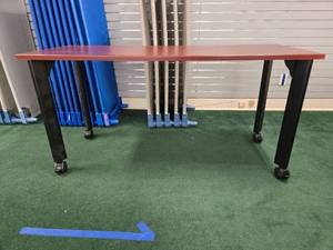 lot 9031 image: Table with Cherry Laminate Top and Black Legs