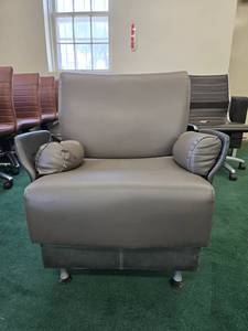 lot 9055 image: (1) Gray Leather Lounge Chair with Bolster Arms