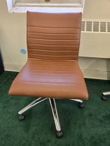 lot 9069 image: (1) Modern Brown Leather Office Chair with Chrome Base