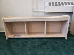 lot 9078 image: Childrens Storage Shelf with Dividers