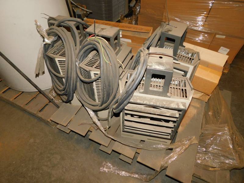 lot 1588 image: Lot of Used  Unit Heaters Used For Temporary Heat Used Very Little
