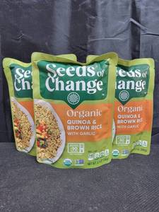 lot 9961 image: 3pk - QUINOA & BROWN RICE W GARLIC, 8.5OZ