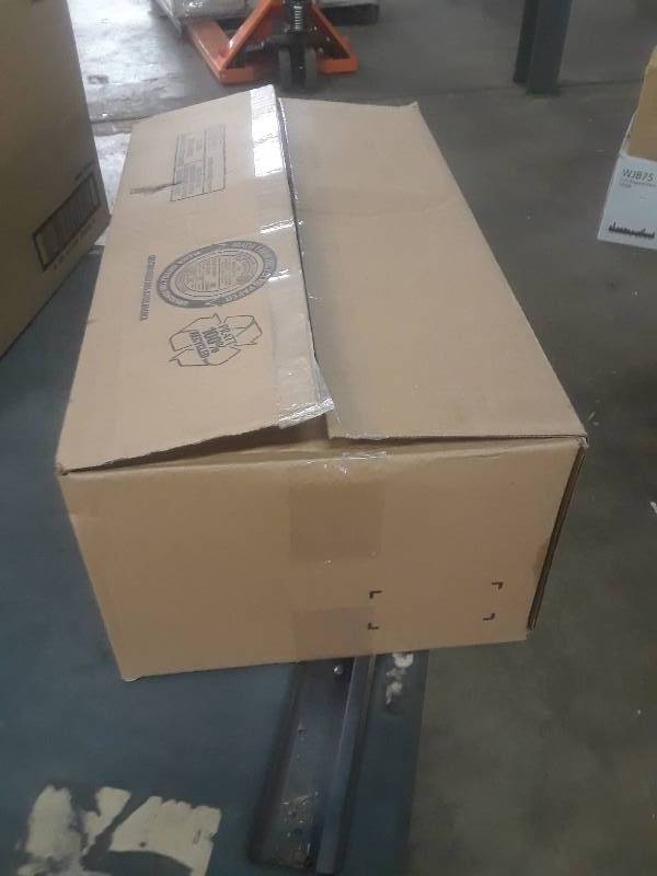 lot 1694 image: Two Anchor Hocking 4 Qt Contemporary Serving Bowl
