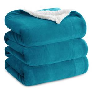 lot 1388 image: Bedsure Sherpa Fleece Blankets Queen Size for Bed - Thick and Warm, Soft Fuzzy Plush Queen Blanket for Winter, Teal, 90x90 Inches