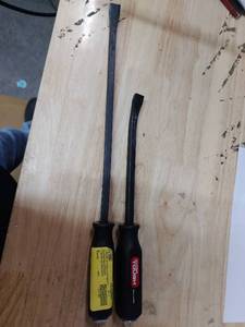 lot 10012 image: HyperTough Standard Flat Head Screwdrivers, 2 Different Length