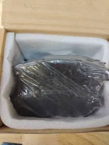 lot 10490 image: Set of Four Brake Pads and Installation Equipment