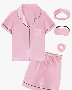 lot 1935 image: SEALINF Girls Satin Pajama Set with Eyemask and Accessories 160