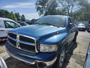 lot 2038 image: 2005 Dodge Ram 1500 Quad Cab Pickup Truck  BLUE